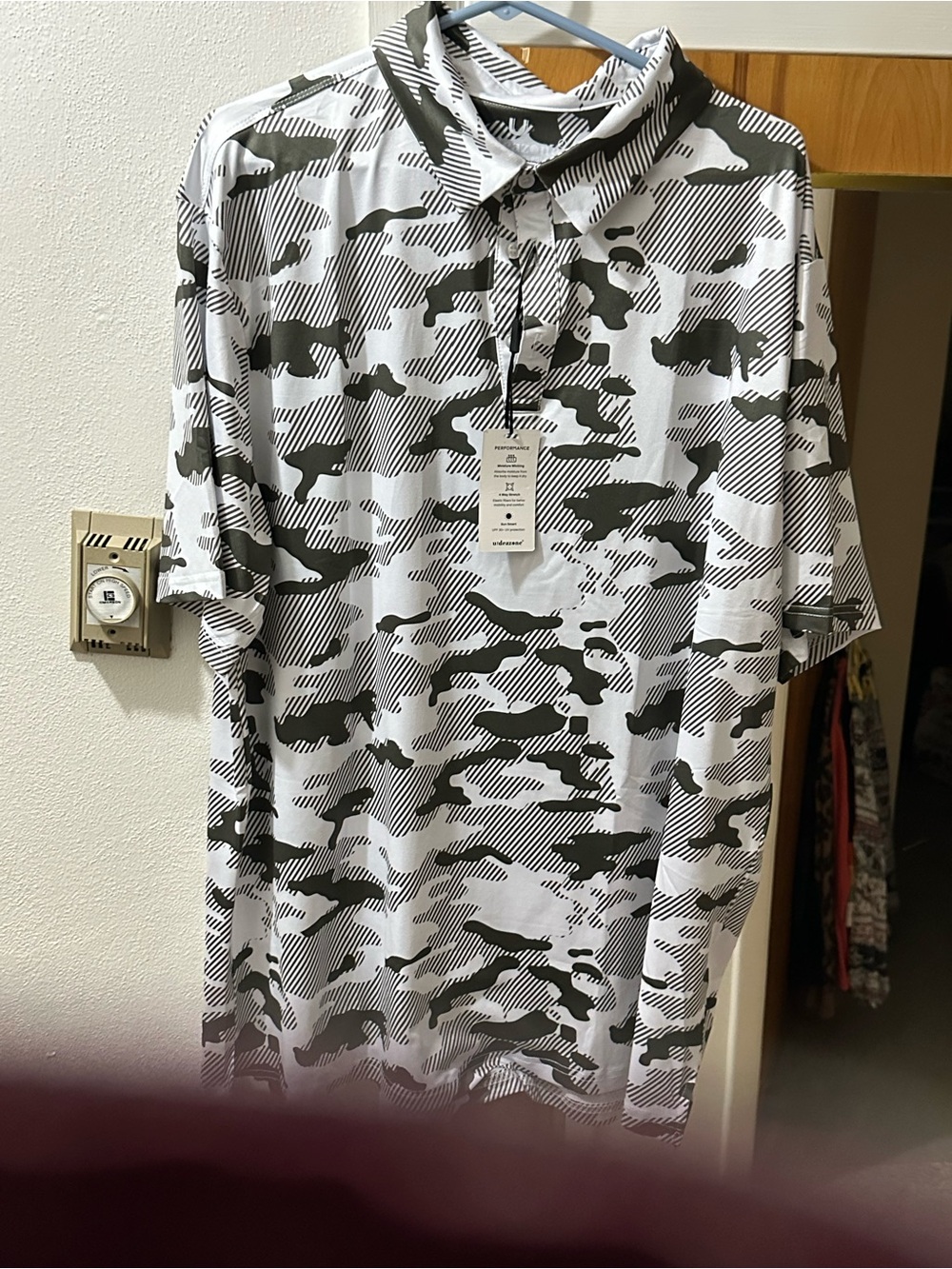 Men's Short-Sleeve Camo Polo in White and Olive